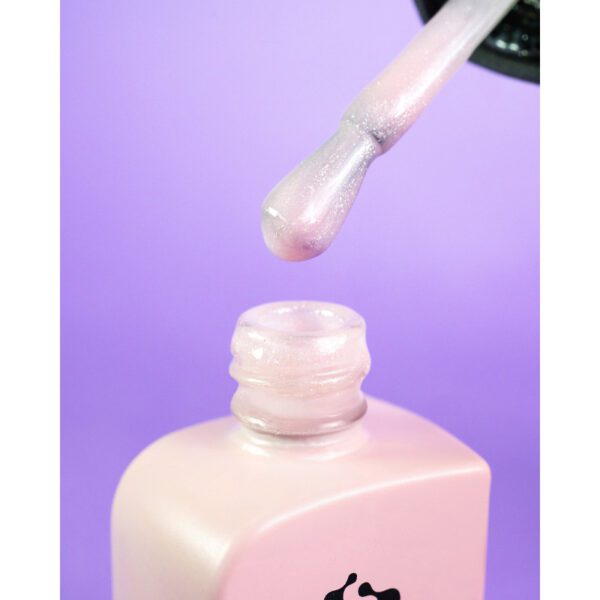Cover base rubber DNKA - 0040 ROMANTIC - 12ml - Imagen 2